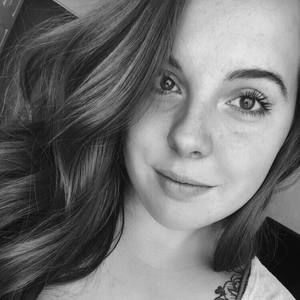 Meet your Posher, Mia